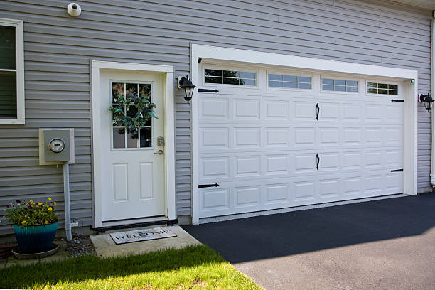 24/7 Emergency Garage Door Panel Replacement experts in West Monroe, LA